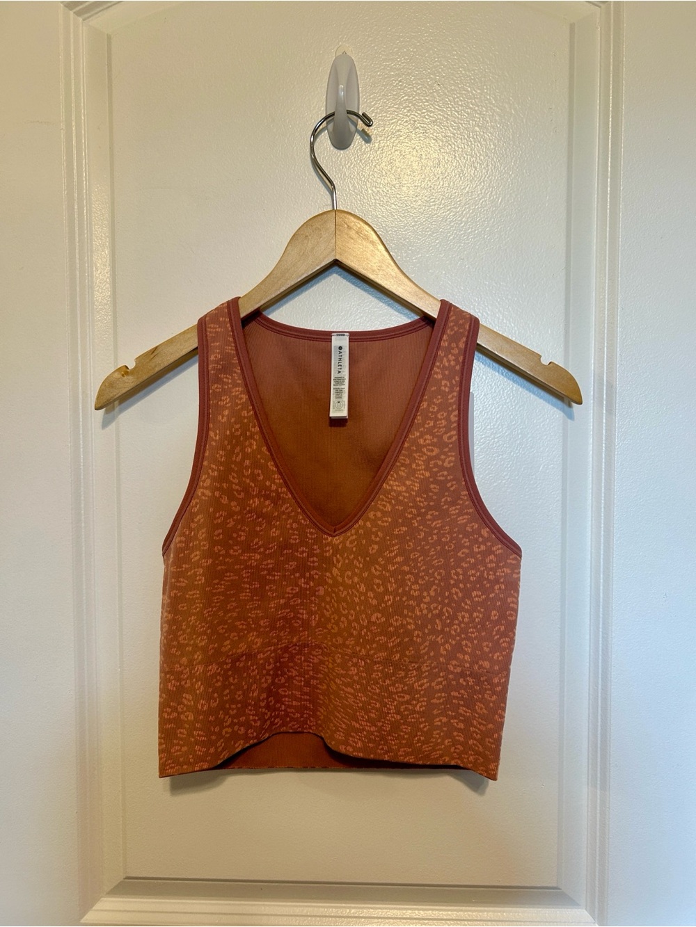 NWT Athleta Rust Leopard-Print V-Neck Tank